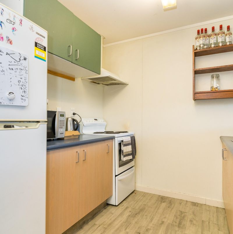 Anzac Ave - Kitchen