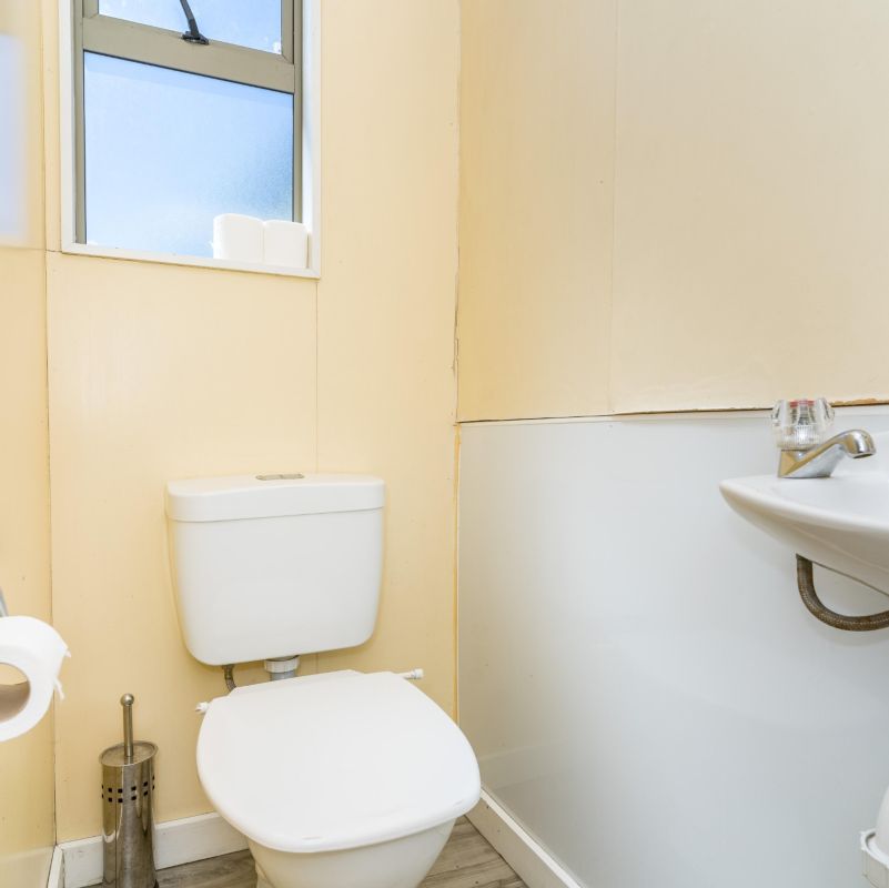Anzac Ave - Toilet