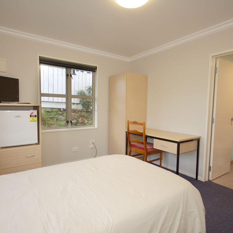 An ensuite room option in our Gladstone Wing
