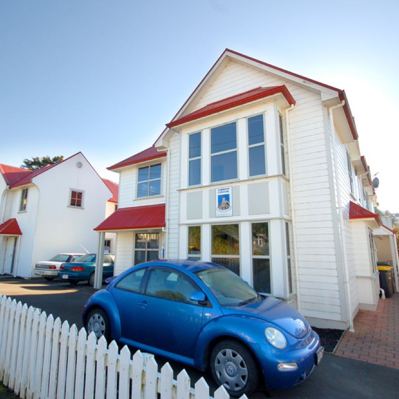 Our Gladstone Wing - Gardens Le Grand is your home away from home while studying at Otago